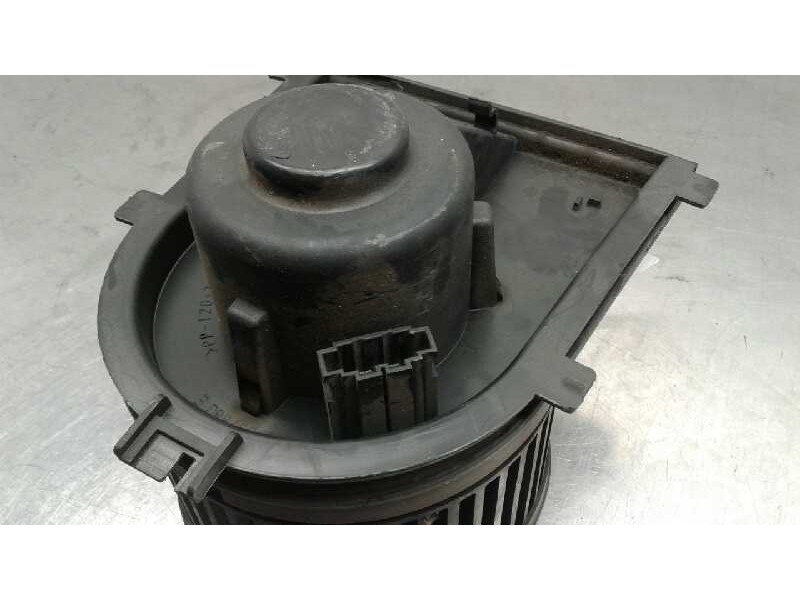 Recambio de motor calefaccion para seat ibiza (6k1) select referencia OEM IAM H35657880E  