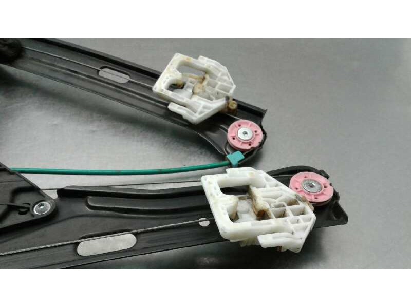 Recambio de elevalunas delantero izquierdo para bmw serie 1 lim. (f20) 120d referencia OEM IAM  500.0966 13262410