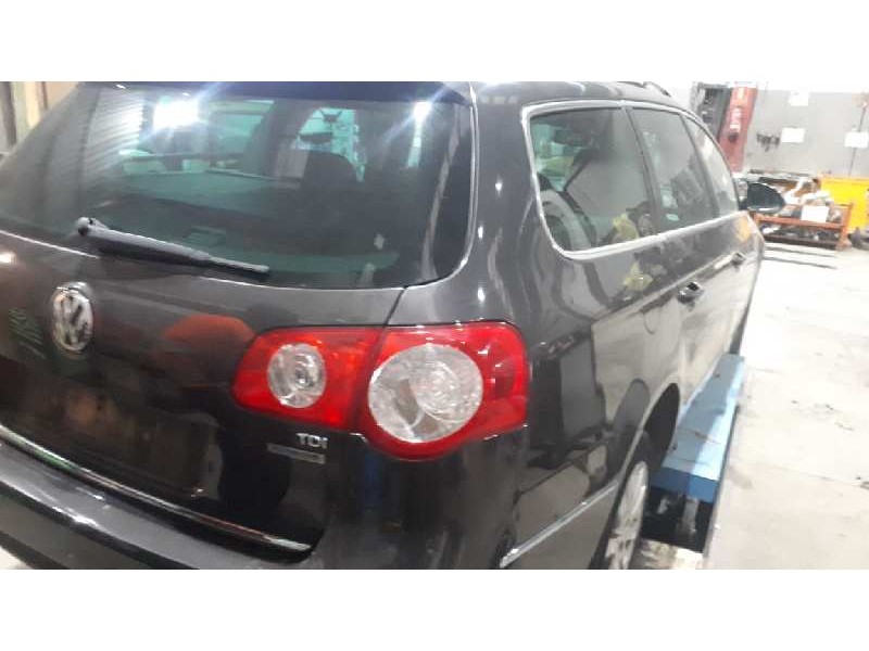 volkswagen passat variant (3c5) del año 2010