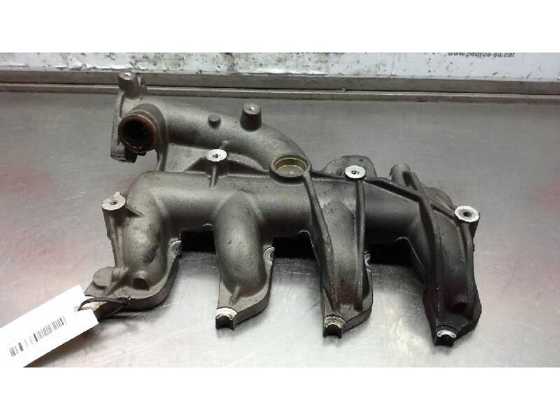 Recambio de colector admision para renault scenic ii confort dynamique referencia OEM IAM 8200272607  
