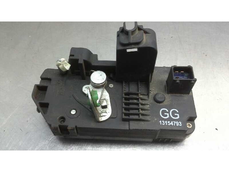 Recambio de cerradura puerta trasera izquierda para opel meriva cosmo referencia OEM IAM GG13154793  