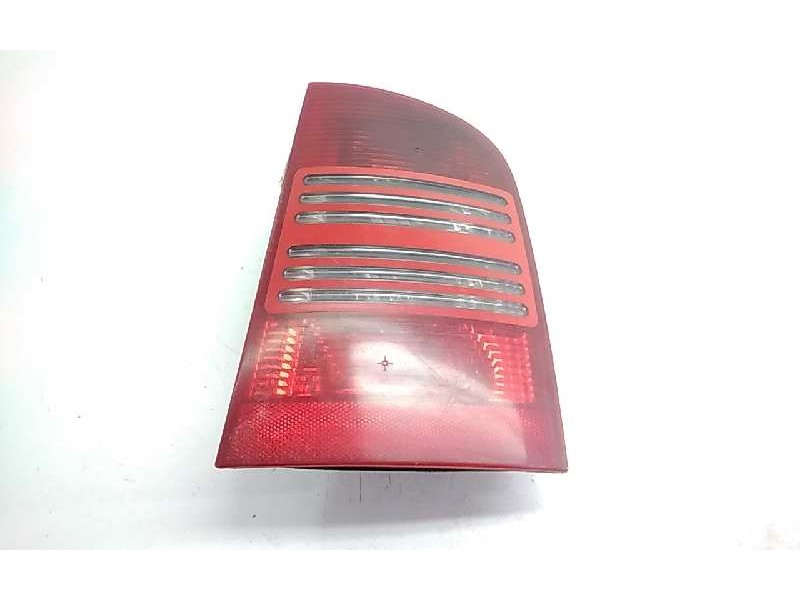Recambio de piloto trasero derecho para skoda octavia combi (1u5) ambiente referencia OEM IAM 1U9945096  