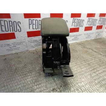 Recambio de reposabrazos para volkswagen golf v berlina (1k1) 1.9 tdi referencia OEM IAM 1K0713187  