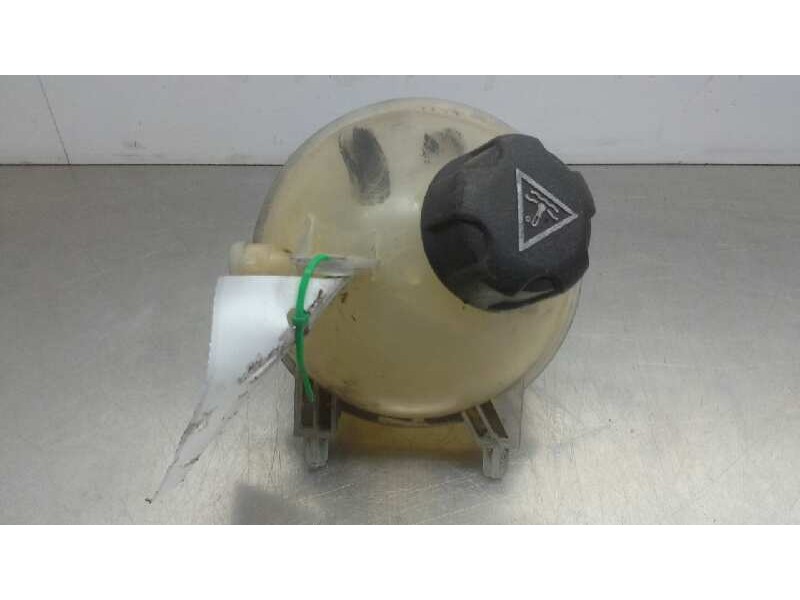 Recambio de deposito expansion para citroen jumpy hdi 120 atlante millenium combi referencia OEM IAM 031400474480  