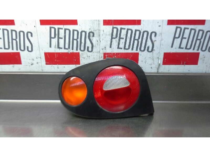 Recambio de piloto trasero izquierdo para renault megane i coach/coupe (da0) 1.6 e (daof) referencia OEM IAM 7701040608  