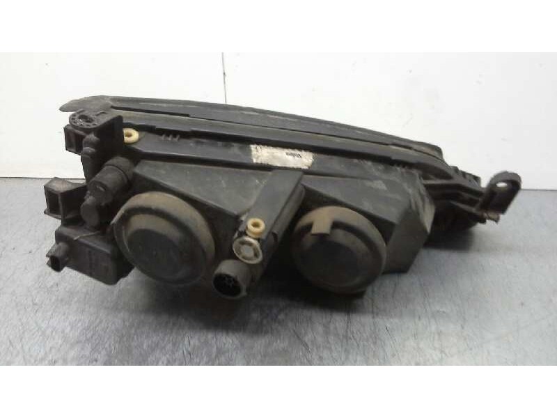 Recambio de faro izquierdo para opel vectra b berlina 1.8 16v cat referencia OEM IAM   