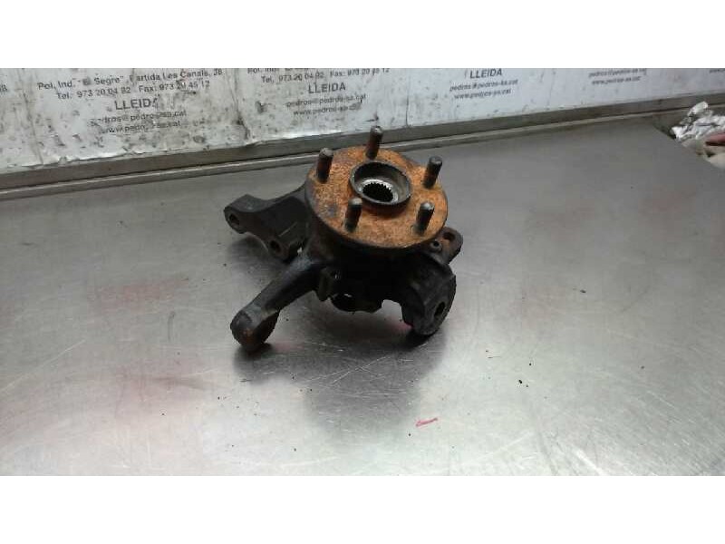 Recambio de mangueta delantera derecha para toyota avensis berlina (t 22) 2.0 td luna (5-ptas.) referencia OEM IAM   