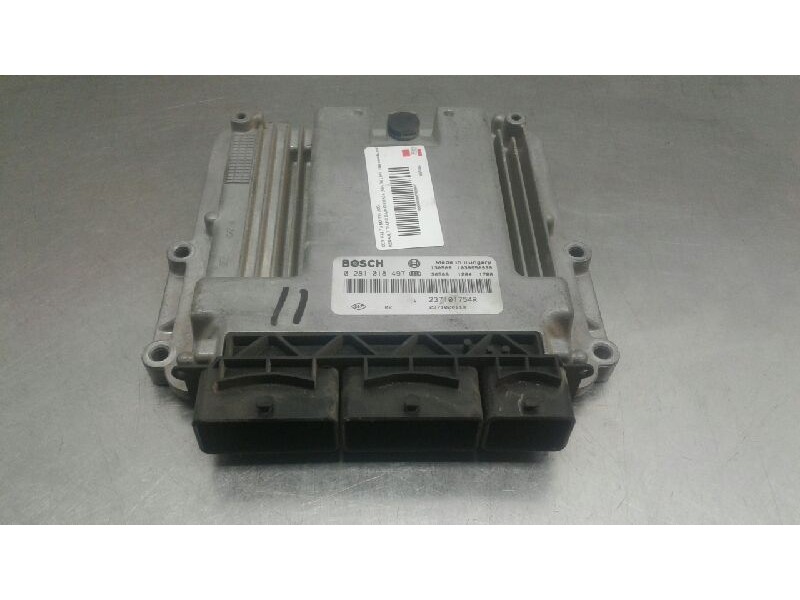 Recambio de centralita motor uce para renault trafic caja cerrada (ab 4.01) l1h1 caja cerrada, corto referencia OEM IAM 02810184