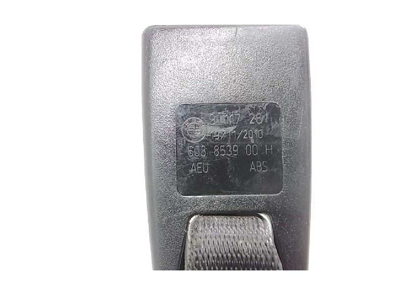Recambio de enganche cinturon trasero izquierdo para bmw serie 3 berlina (e90) 320d referencia OEM IAM 9117261  