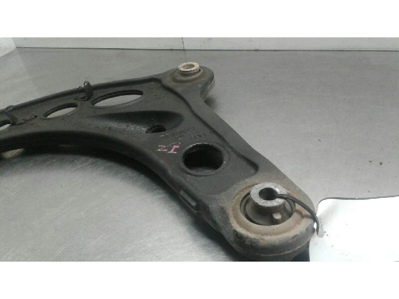 Recambio de brazo suspension inferior delantero izquierdo para renault trafic caja cerrada (ab 4.01) l1h1 caja cerrada, corto re