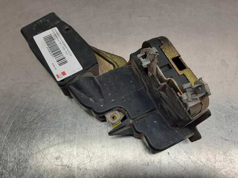 Recambio de cerradura puerta delantera derecha para volvo s40 berlina 1.8i referencia OEM IAM 30850808  