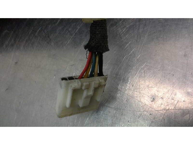 Recambio de retrovisor derecho para alfa romeo 147 (190) 1.9 jtd distinctive referencia OEM IAM 0735294282  