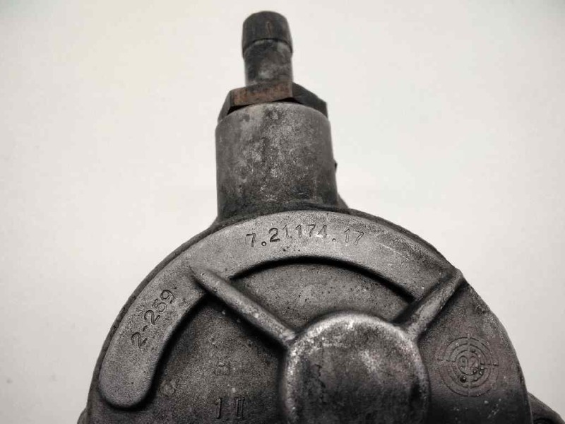 Recambio de depresor freno / bomba vacio para citroen c15 1.8 diesel (161) referencia OEM IAM 72117417 PIERBURG 