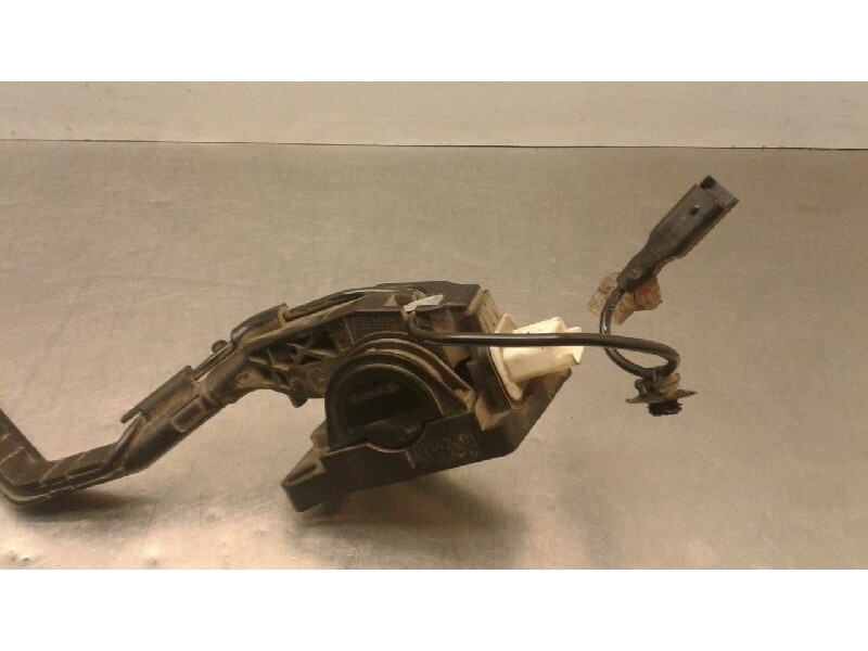Recambio de potenciometro pedal para peugeot 407 st confort referencia OEM IAM 9650341780  