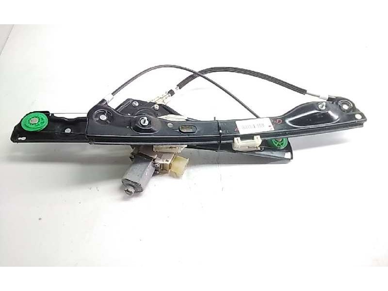 Recambio de elevalunas delantero derecho para bmw serie 3 berlina (e90) 320d referencia OEM IAM 7060266S  