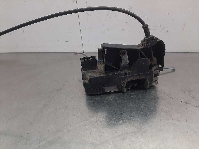 Recambio de cerradura puerta delantera izquierda para renault trafic combi (ab 4.01) referencia OEM IAM   