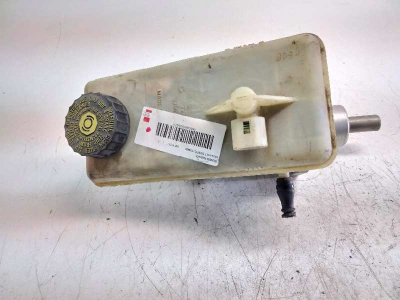 Recambio de bomba freno para renault trafic combi (ab 4.01) referencia OEM IAM   