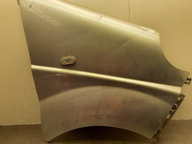 Recambio de aleta delantera derecha para nissan primastar (x..) 2.0 dci diesel referencia OEM IAM   