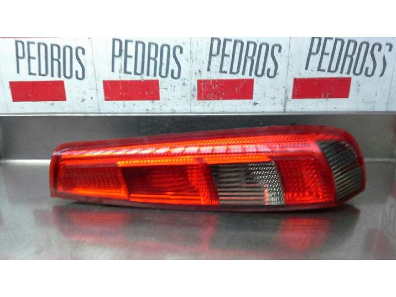 Recambio de piloto trasero derecho para ford fiesta (cbk) trend referencia OEM IAM 1324561  