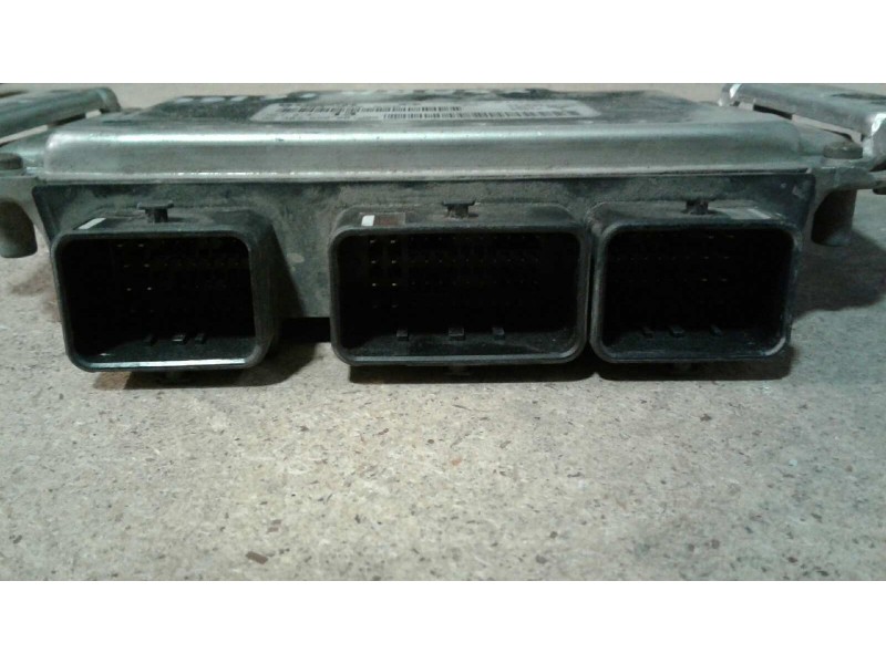 Recambio de centralita motor uce para citroen xsara coupe 1.6i 16v vts referencia OEM IAM 0261206606 9638765980 