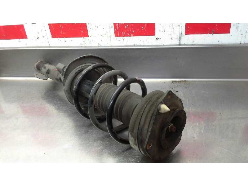 Recambio de amortiguador delantero izquierdo para renault scenic ii luxe privilege referencia OEM IAM   