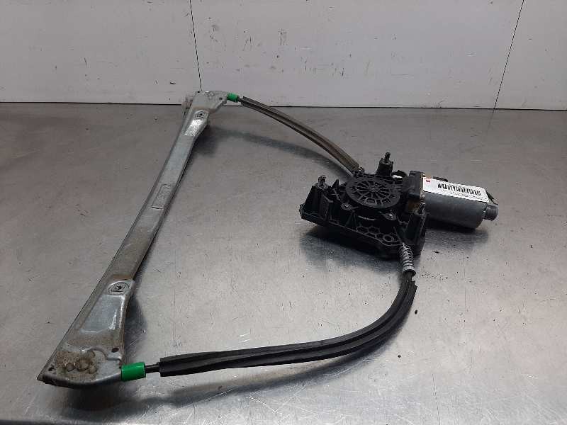 Recambio de elevalunas delantero izquierdo para renault clio ii fase i (b/cbo) 1.9 d referencia OEM IAM   