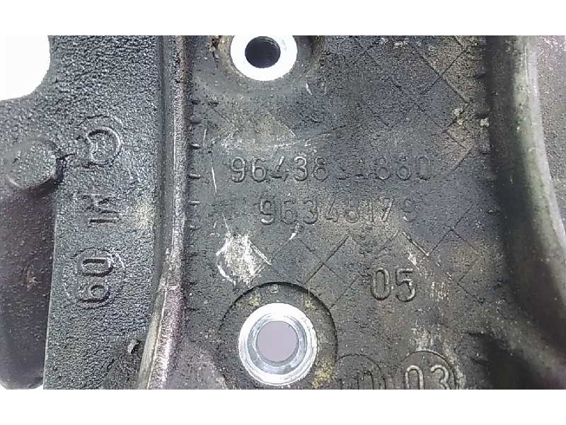 Recambio de soporte alternador para citroen c8 2.2 hdi exclusive referencia OEM IAM 9643834880  