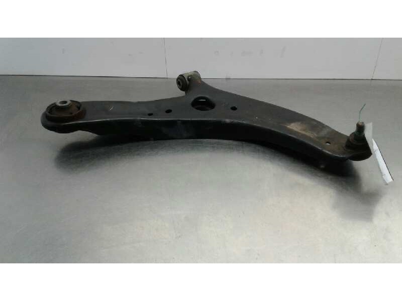 Recambio de brazo suspension inferior delantero derecho para hyundai ix20 gls comfort referencia OEM IAM   