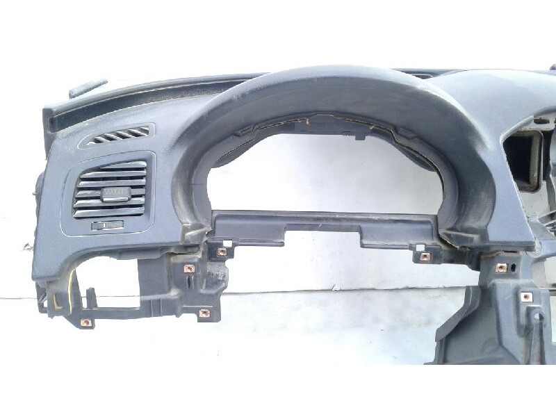 Recambio de salpicadero para opel insignia berlina 2.0 16v cdti referencia OEM IAM   