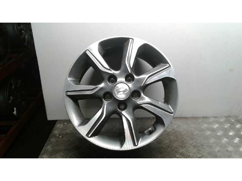 Recambio de llanta aluminio para hyundai ix20 gls comfort referencia OEM IAM 16PULGADAS5TORNILLOS  
