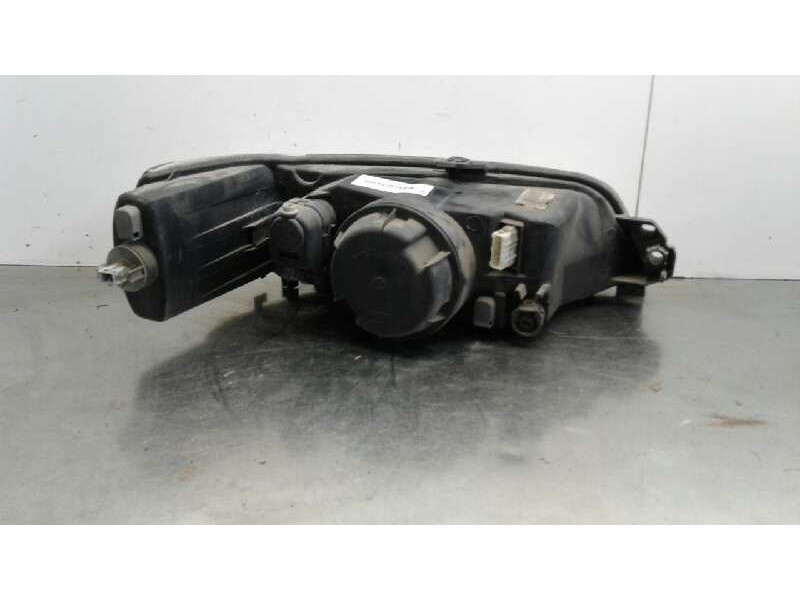 Recambio de faro izquierdo para peugeot 306 berlina 3/4/5 puertas (s2) xt referencia OEM IAM 6204V7  