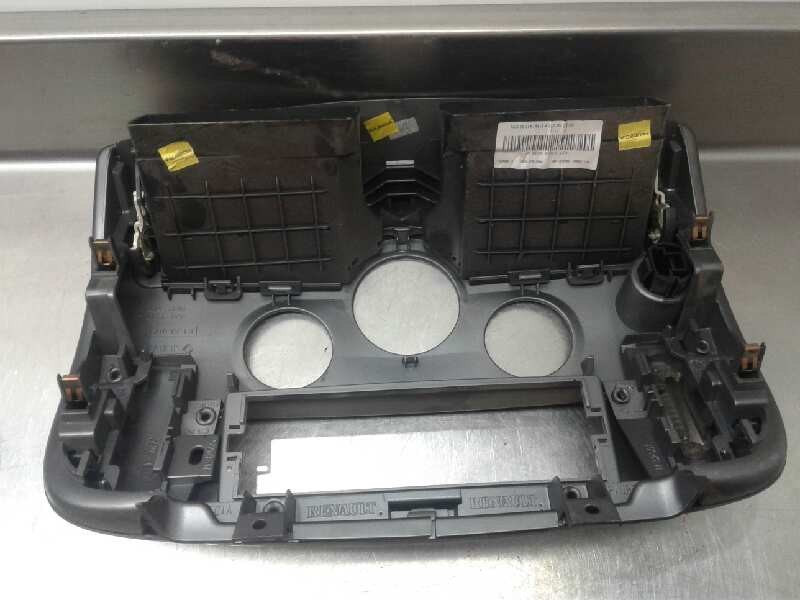 Recambio de control panel start stop para renault scenic ii 1.9 dci diesel referencia OEM IAM A8200140713  