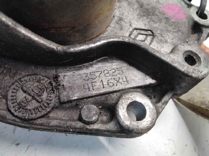 Recambio de bomba agua para renault scenic ii 1.9 dci diesel referencia OEM IAM 357825 4F16X4 
