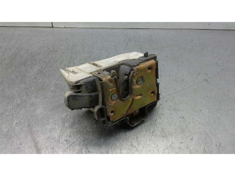 Recambio de cerradura puerta trasera izquierda para seat ibiza (6k) básico referencia OEM IAM 6K4839015  