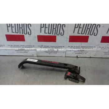 Recambio de tope puerta trasera derecha para nissan nv 400 l2h2 3,3t pro referencia OEM IAM   