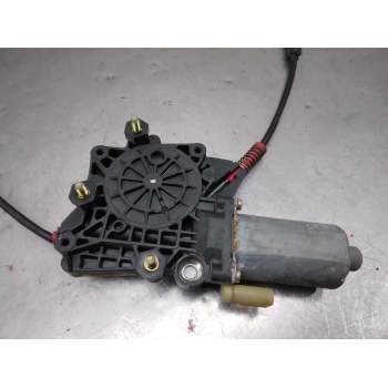 Recambio de elevalunas delantero derecho para ford fiesta (cbk) trend referencia OEM IAM 0130821883  