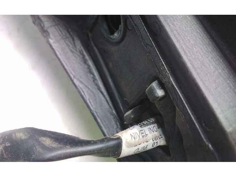 Recambio de retrovisor derecho para ford focus berlina (cap) ghia referencia OEM IAM 21986905  