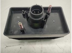 Recambio de piloto matricula para iveco daily caja cerrada (1989 =>) referencia OEM IAM COBO02482 24 VOLTIOS DERECHO