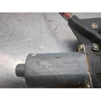 Recambio de elevalunas delantero derecho para ford fiesta (cbk) trend referencia OEM IAM 0130821883  