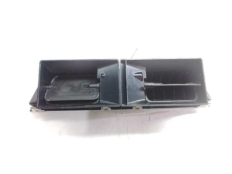 Recambio de aireador central para skoda rapid active referencia OEM IAM 5JA820951D  