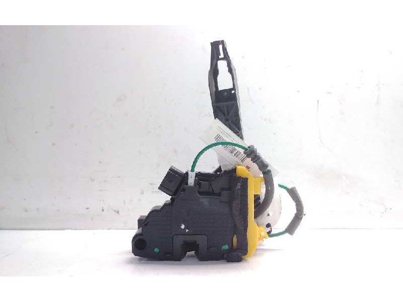 Recambio de cerradura puerta delantera derecha para hyundai i30 (gd) 1.6 crdi cat referencia OEM IAM 81320A6110KFD  