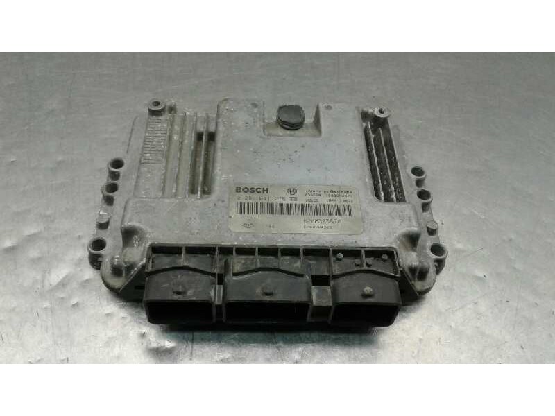 Recambio de centralita motor uce para renault megane ii berlina 5p dynamique referencia OEM IAM   