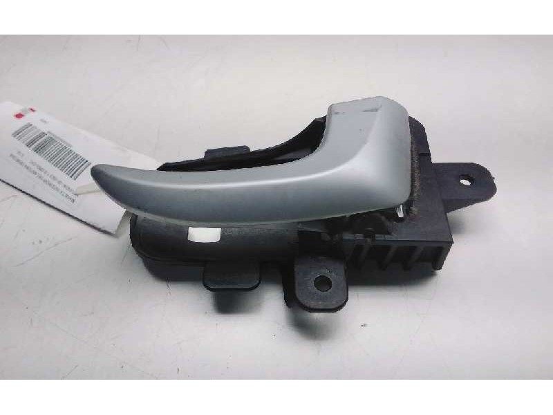 Recambio de maneta interior delantera derecha para hyundai i30 (gd) 1.6 crdi cat referencia OEM IAM 82623GD000  