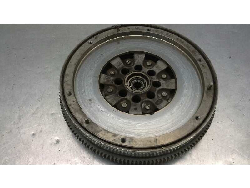 Recambio de kit embrague para mercedes sprinter 02.00  caja abierta 311 cdi (903.611-612-613) referencia OEM IAM   