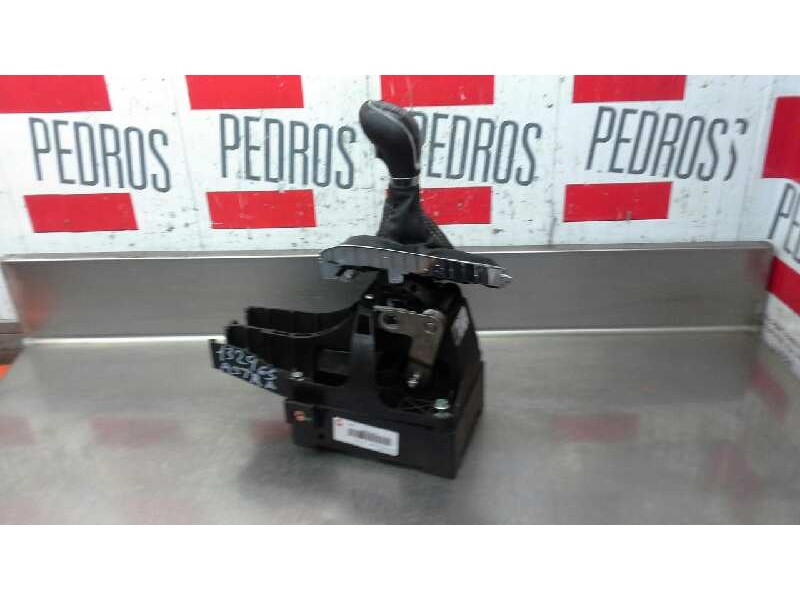 Recambio de palanca cambio para opel astra j gtc sportive referencia OEM IAM 8126201000  