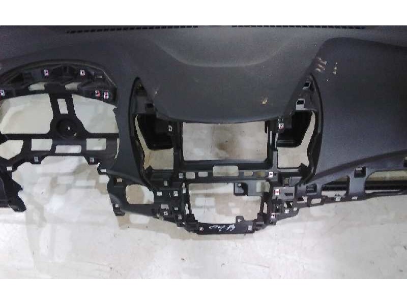 Recambio de salpicadero para hyundai i30 (gd) 1.6 crdi cat referencia OEM IAM 15072210368981GDLHD  