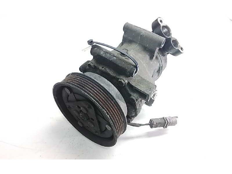 Recambio de compresor aire acondicionado para renault twingo authentique referencia OEM IAM 8200953359  