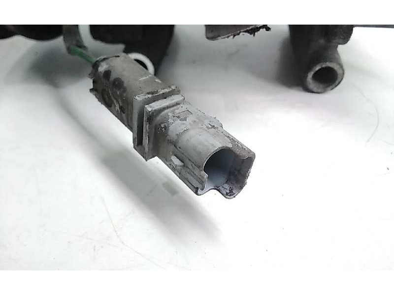 Recambio de compresor aire acondicionado para renault twingo authentique referencia OEM IAM 8200953359  