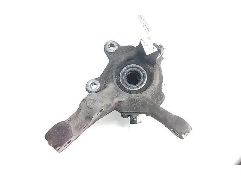 Recambio de mangueta delantera izquierda para renault twingo authentique referencia OEM IAM 8200663590  