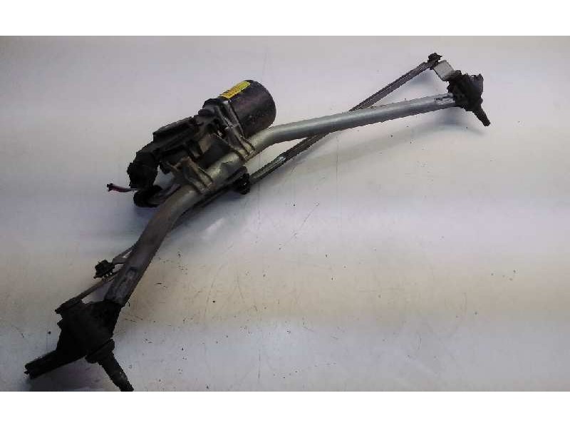 Recambio de motor limpia delantero para renault kangoo profesional referencia OEM IAM 54526811  
